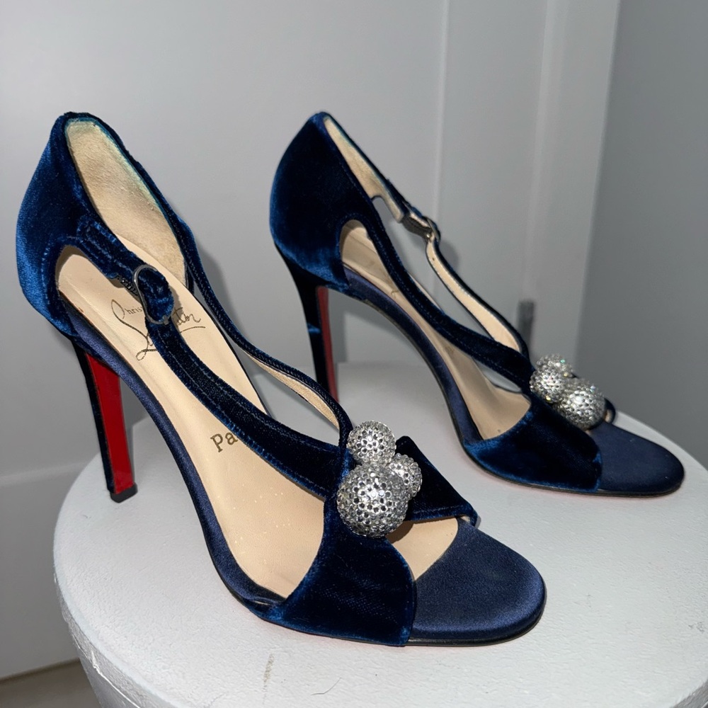 Christian Louboutin Blue velvet Palace Strauss high heel sandals/Size 7.5 - Picture 4 of 9
